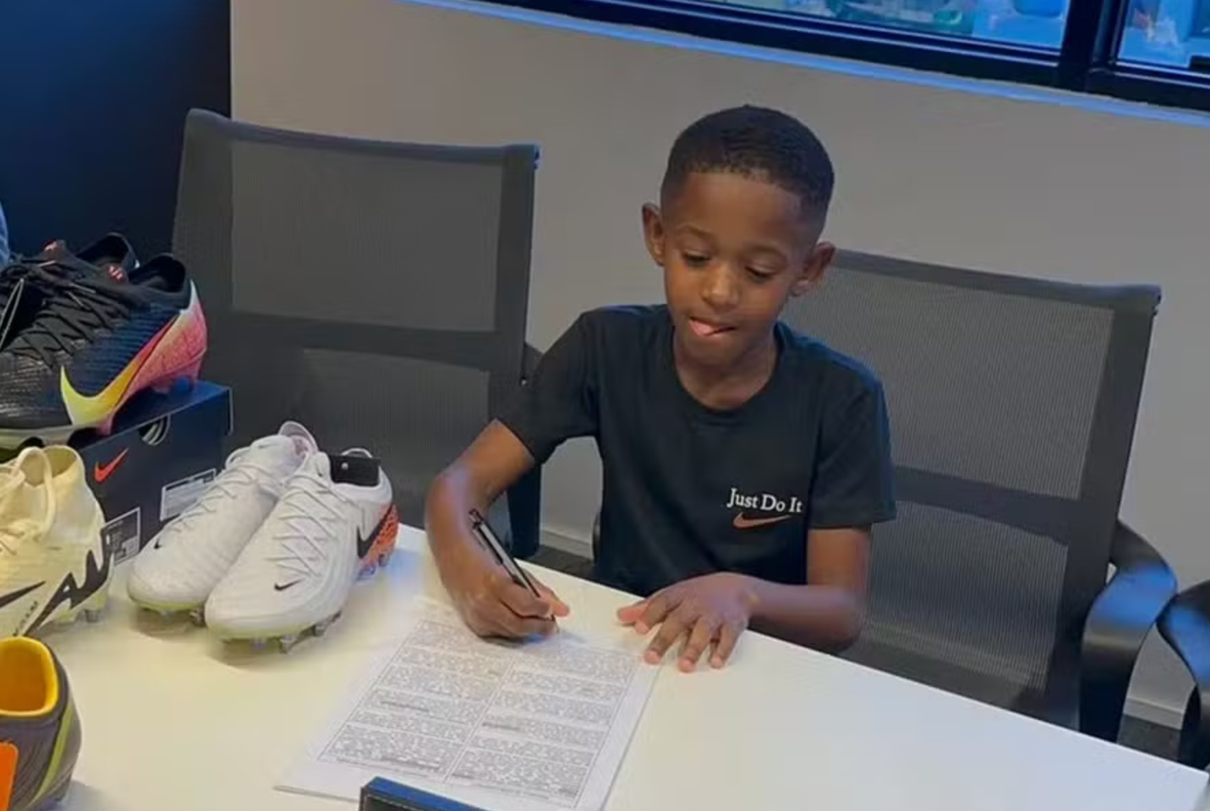 正一步步走 正一步步走