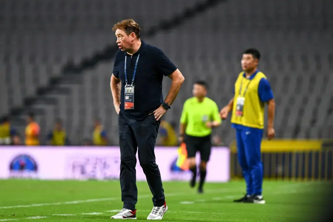 区内接球时, 场比赛的阵, 王大雷门球 区内接球时, 场比赛的阵, 王大雷门球