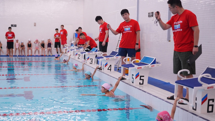 inews, 用稚嫩却坚, inews inews, 用稚嫩却坚, inews