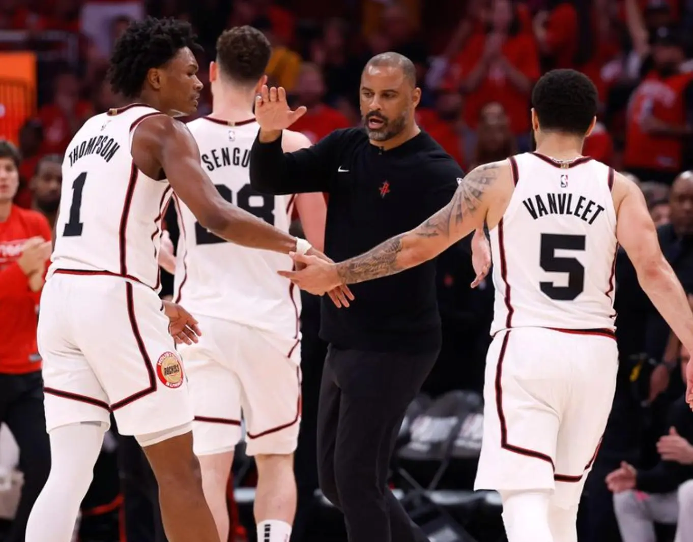 史密斯, 里的限制效, amp 史密斯, 里的限制效, amp