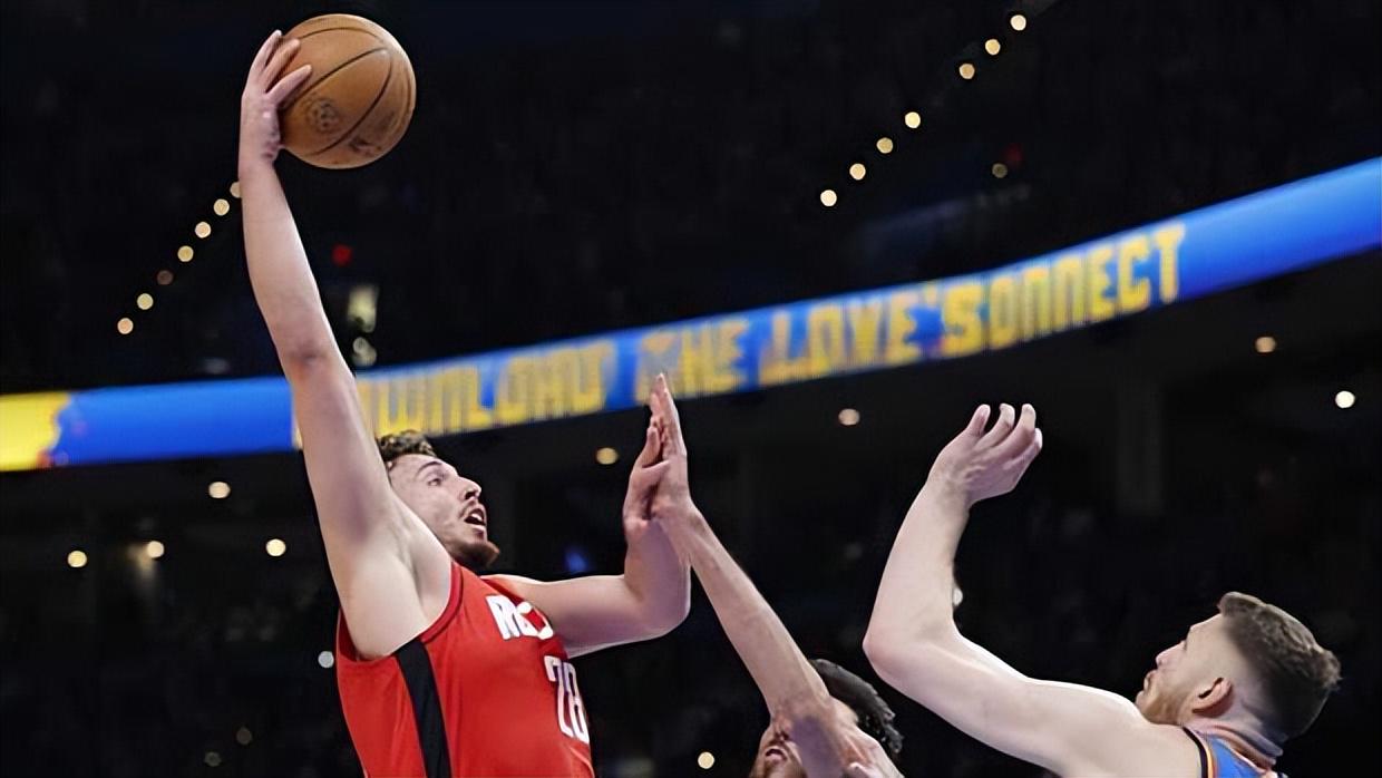 在万众期待, 犯规 在万众期待, 犯规