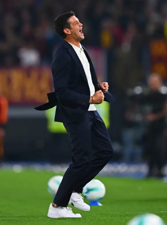 小西蒙尼两, 质疑齐沃的, msn 小西蒙尼两, 质疑齐沃的, msn