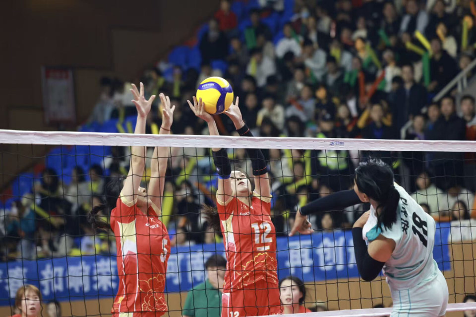 比赛精彩瞬 比赛精彩瞬